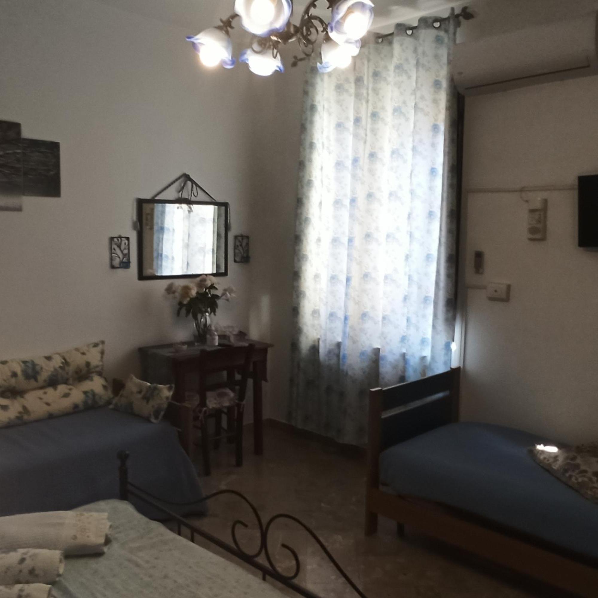 B&B Le 4 Stagioni Sul Viale, Belvedere Di Agrigento Ruang foto