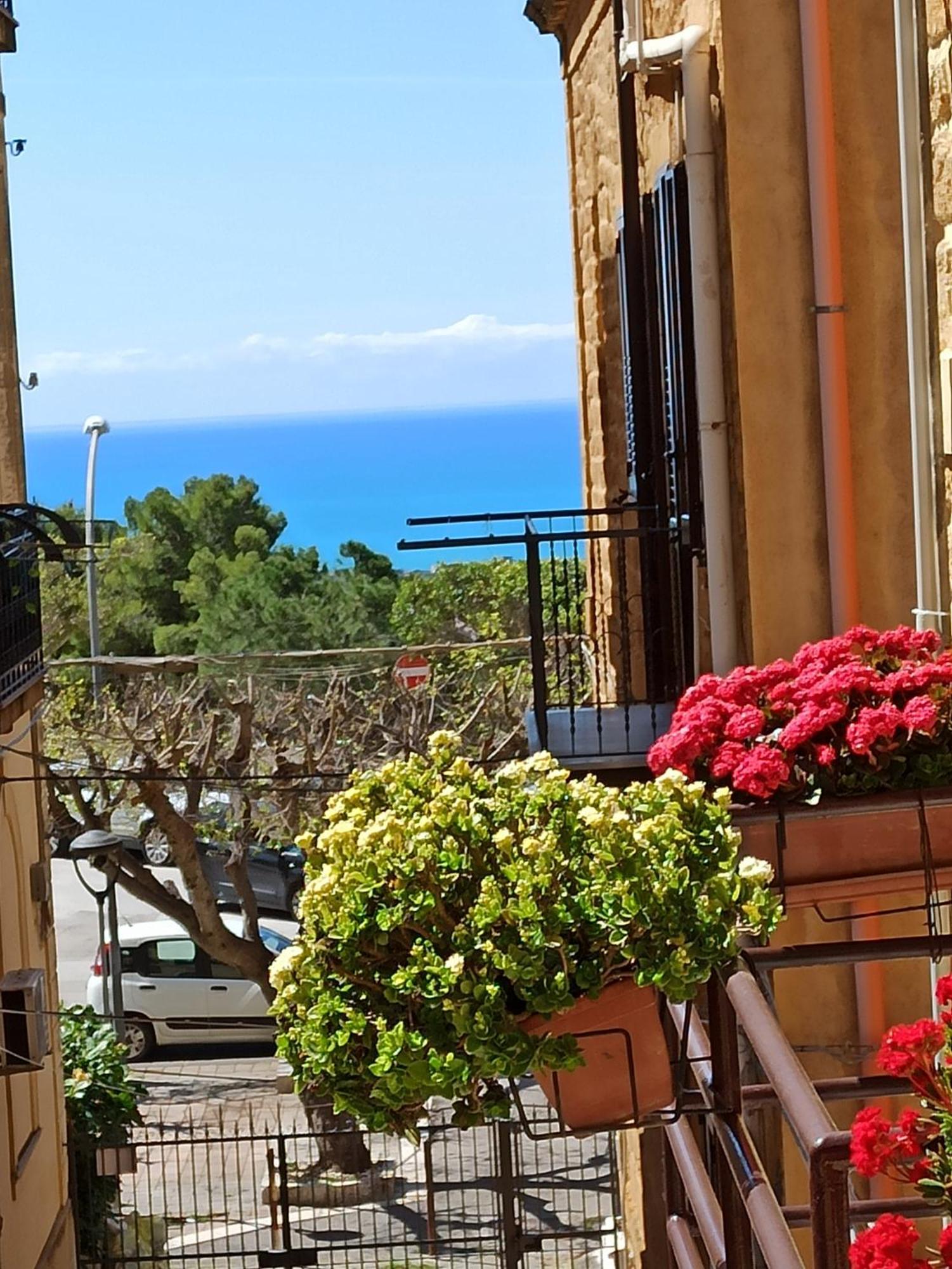 B&B Le 4 Stagioni Sul Viale, Belvedere Di Agrigento Bagian luar foto